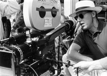 Load image into Gallery viewer, Photos pour réservation dédicace - Jack Sholder (La revanche de Freddy)
